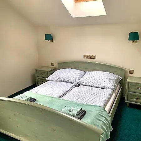 Lakowa Bed & Breakfast 3*