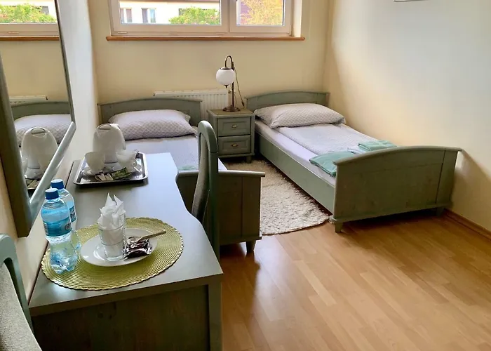 Bed & Breakfast Lakowa 3*